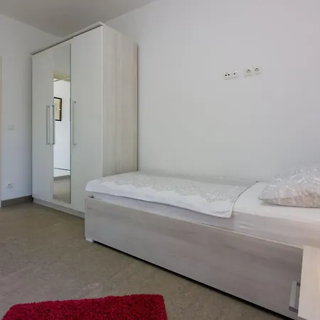 Appartement Mit Panoramablick Aufs By Interhome *