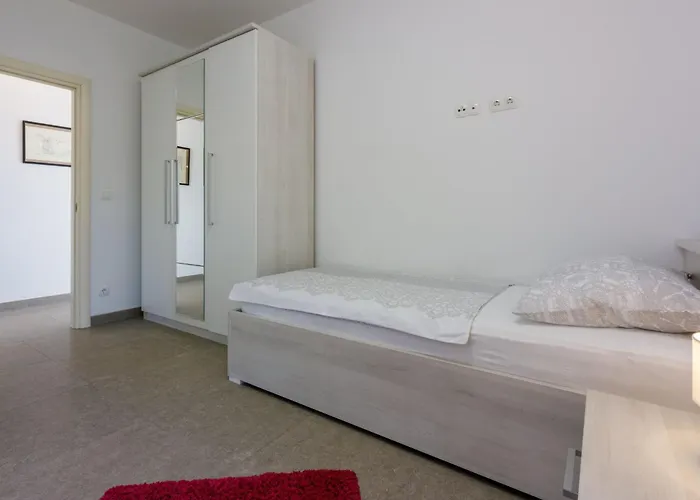 Apartman Mit Panoramablick Aufs By Interhome *