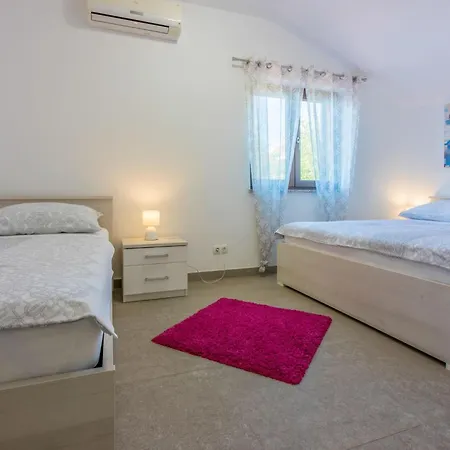 شقة Mit Panoramablick Aufs By Interhome