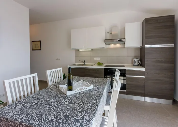 Lägenhet Mit Panoramablick Aufs By Interhome Crikvenica